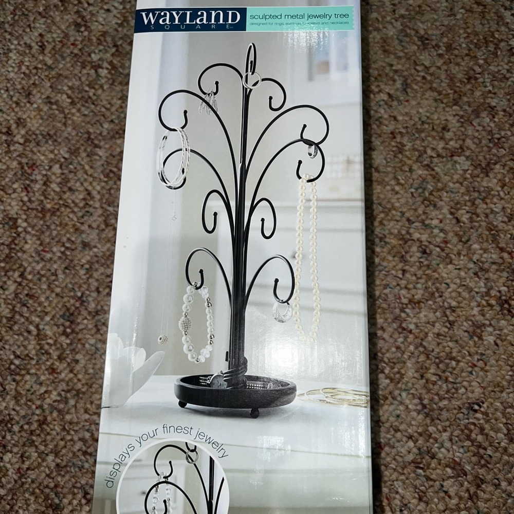 Wayland Square sculpted metal jewelry tree black